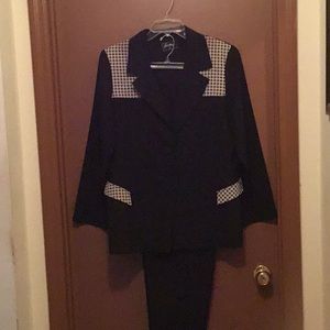 2 piece pants suit